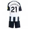 Newcastle United Tino Livramento #21 Hjemmedraktsett Barn 2024-25 Kortermet (+ korte bukser)